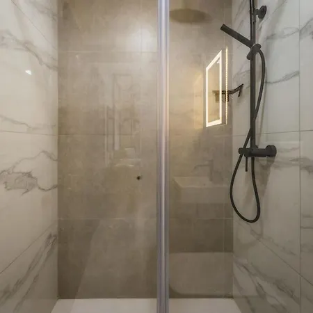 New - Only Unit 6 - Modern 2-bedroom With Common Heated Jacuzzi By Sf Homes * Saint Julian's