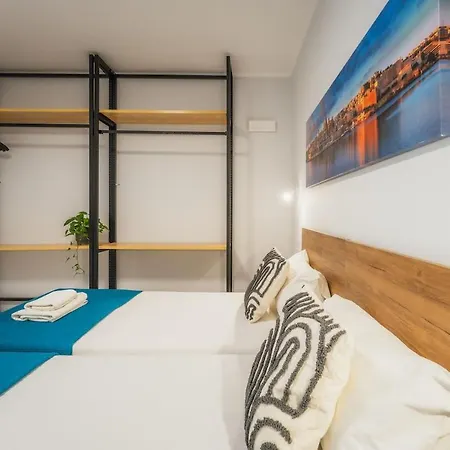 Apartment New - Only Unit 6 - Modern 2-bedroom With Common Heated Jacuzzi By Sf Homes Saint Julian's