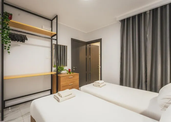 Apartmán New - Only Unit 6 - Modern 2-bedroom With Common Heated Jacuzzi By Sf Homes Saint Julian's