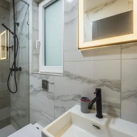 New - Only Unit 6 - Modern 2-bedroom With Common Heated Jacuzzi By Sf Homes Saint Julian's